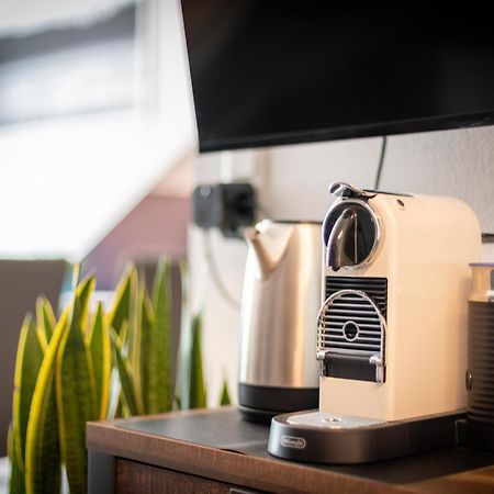 Federnest - Luxus-Studio - Kingsize Boxspringbett - Home-Office Mit Monitor Und Drucker - 11 Min Hbf ドゥイスブルグ エクステリア 写真