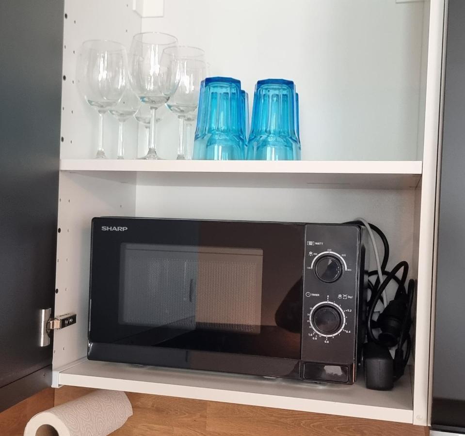 Federnest - Luxus-Studio - Kingsize Boxspringbett - Home-Office Mit Monitor Und Drucker - 11 Min Hbf ドゥイスブルグ エクステリア 写真