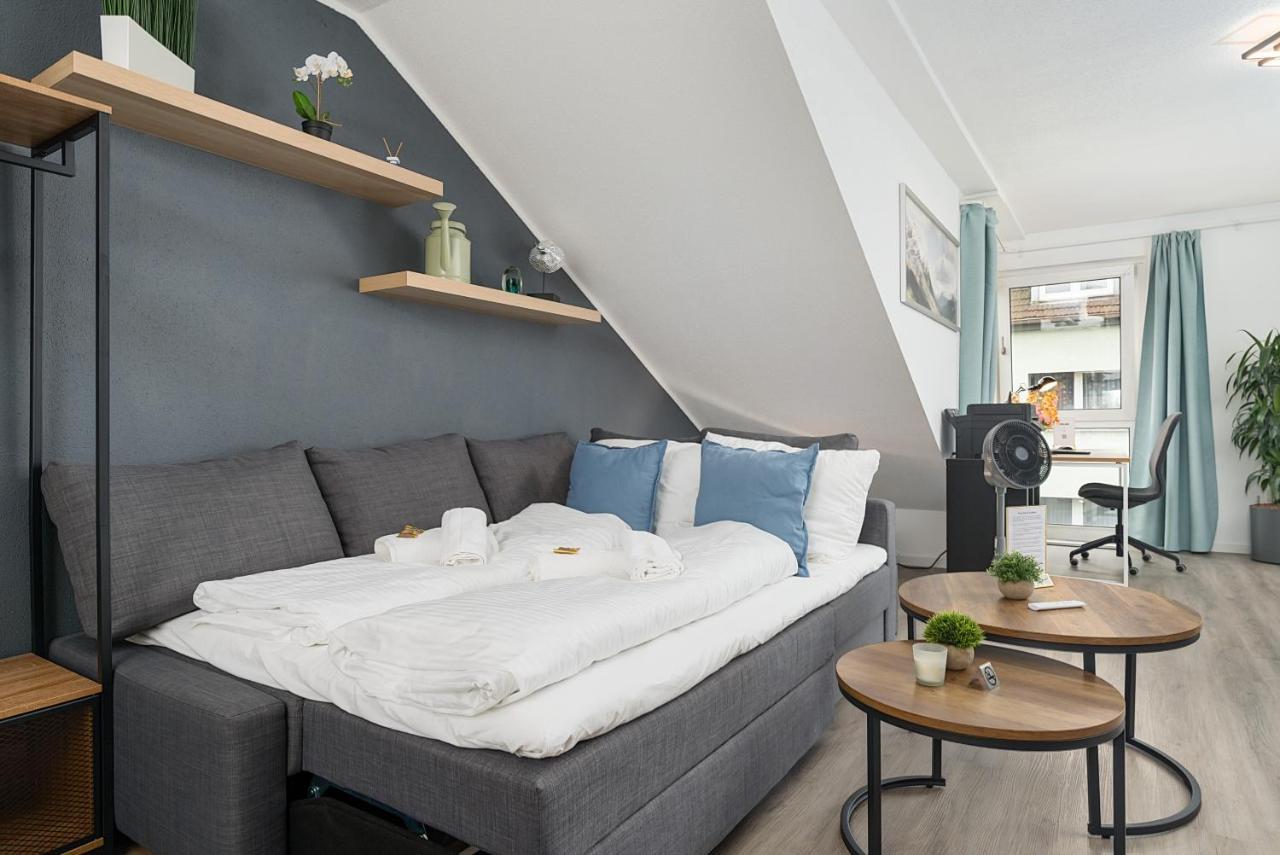 Federnest - Luxus-Studio - Kingsize Boxspringbett - Home-Office Mit Monitor Und Drucker - 11 Min Hbf ドゥイスブルグ エクステリア 写真