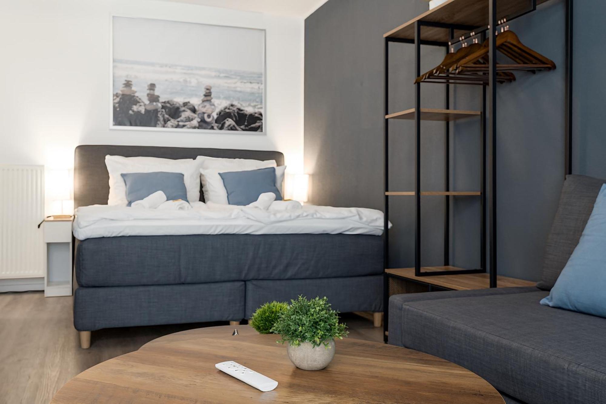 Federnest - Luxus-Studio - Kingsize Boxspringbett - Home-Office Mit Monitor Und Drucker - 11 Min Hbf ドゥイスブルグ エクステリア 写真
